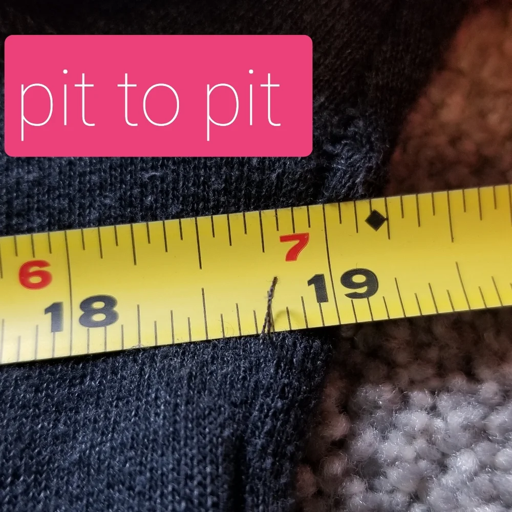 Victoria Secret Hood ~small - Picture 5 of 11